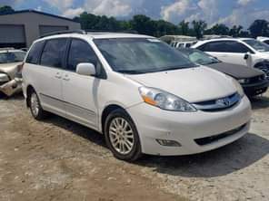 A picture of Brand Toyota Model Sienna Year 2007 First body Price 1