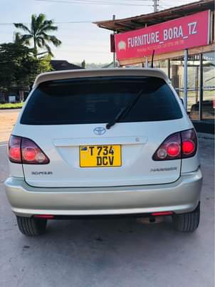 A picture of Toyota harier