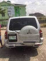 A picture of Mitsubishi Montero 2005 model. First Body