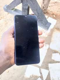 A picture of Vivo y93 gb128 ram6 bettery mAh 5000