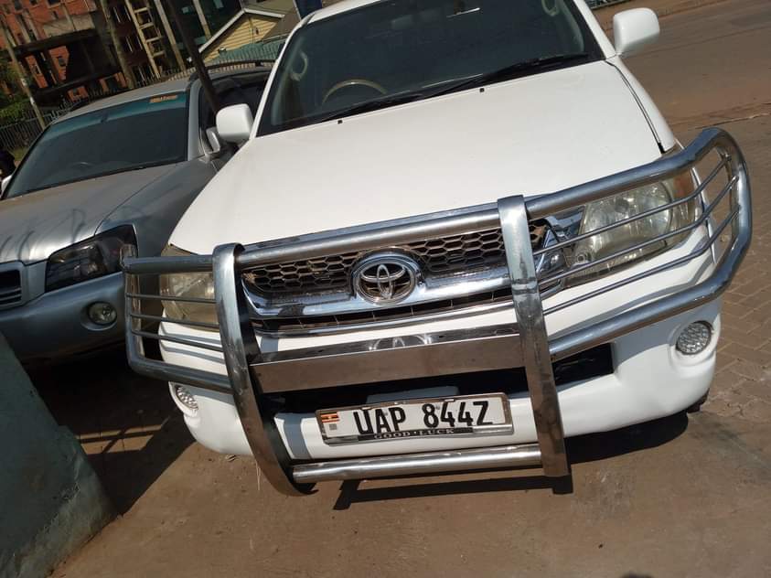 used toyota hilux