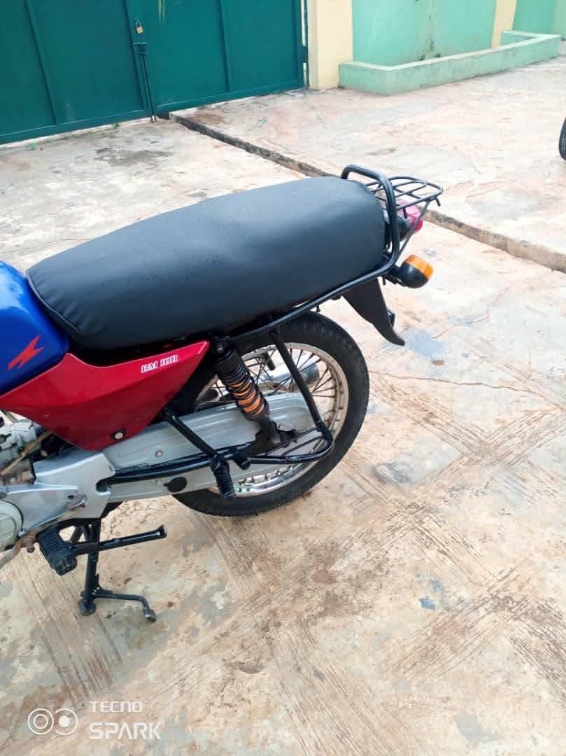 A picture of 2023 Bajaj boxer