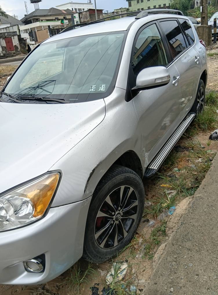 A picture of Toyota Rav4