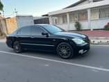 A picture of Toyota crown athletic