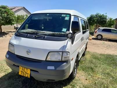 nissan vanette