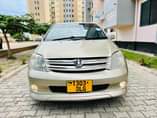 A picture of TOYOTA IST DLG