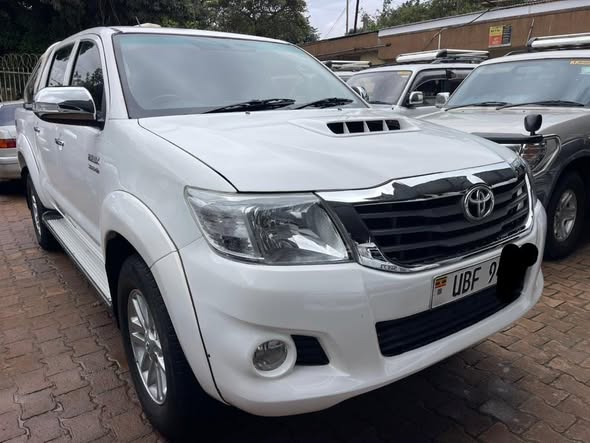 toyota hilux vigo