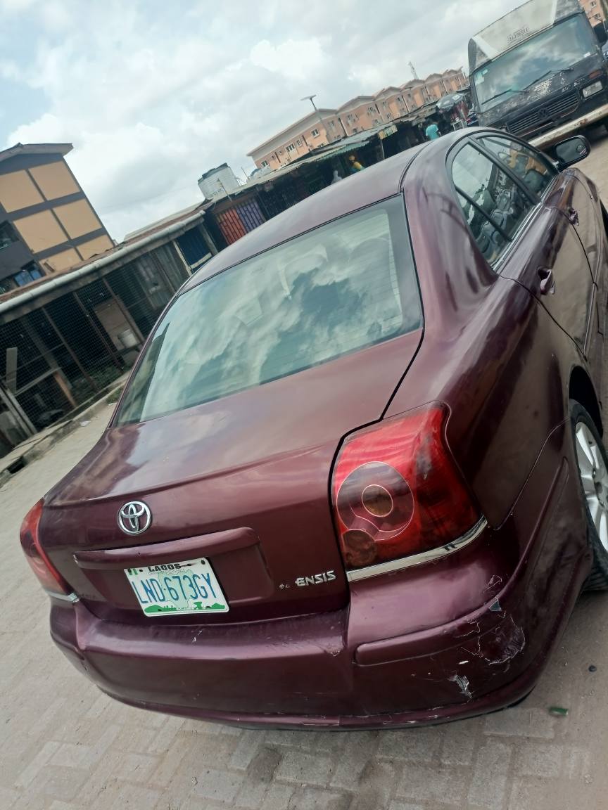 A picture of Toyota Avensis 2005 model Contact me 08025469017