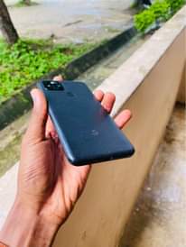 A picture of Google pixel 5