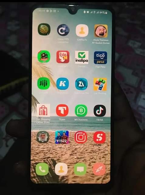 A picture of SAMSUNG GALAXY A31