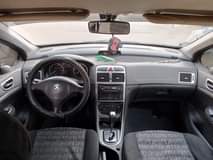 A picture of Peugeot 307 Automatic gear