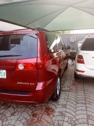 A picture of 2008 Toyota Siena