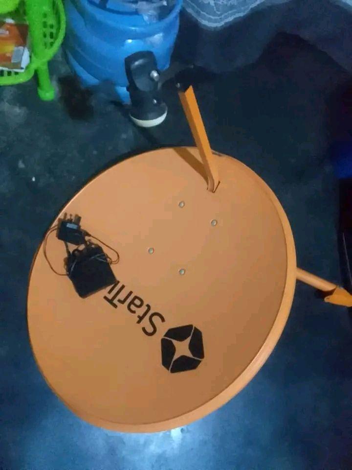 A picture of Startimes decoder and dish full set