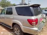 A picture of Super clean Toyota sequoia