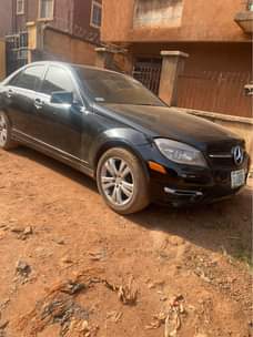 A picture of Mercedes Benz c300