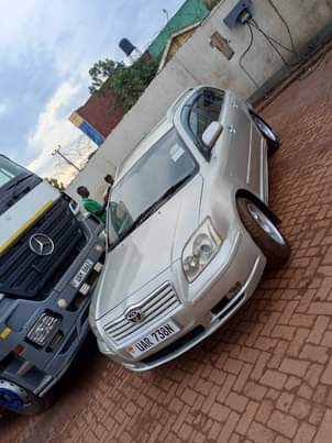 used toyota avensis