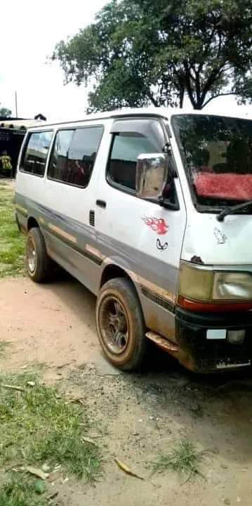 used toyota hiace