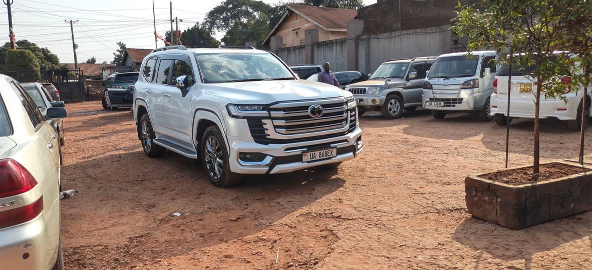 toyota land cruiser