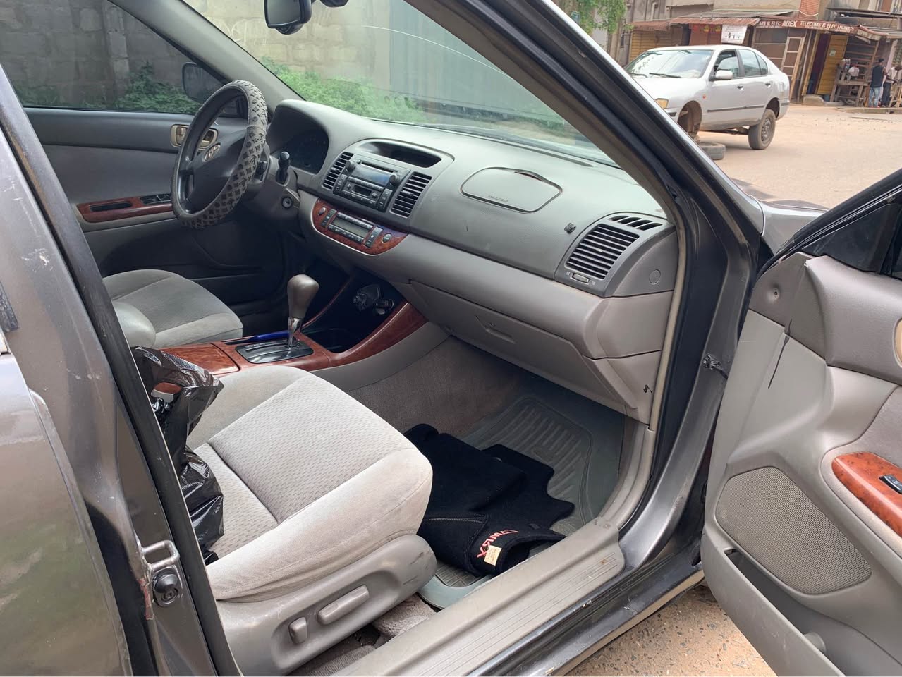 A picture of Toyota Camry 04 Engine slightly tapping Location Alimosho