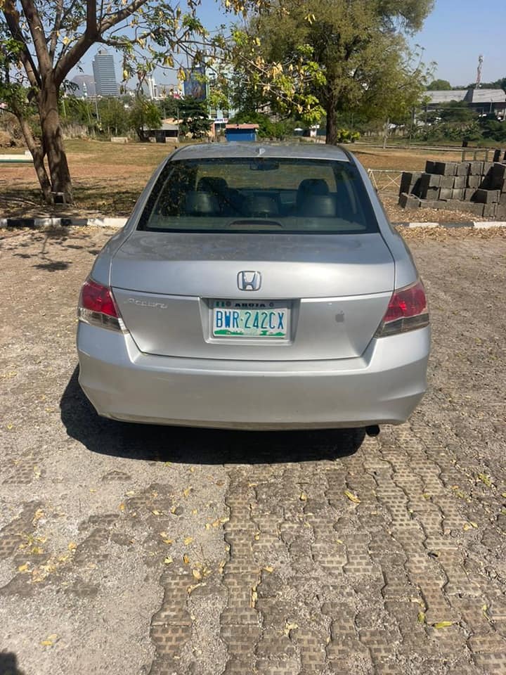 A picture of Honda accord 08