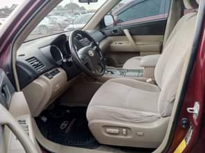 A picture of For sale Slightly used 2008 Toyota Highlander limited SUV full