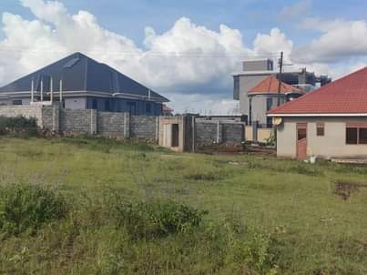 A picture of PLOTS FOR SALE AT KAWUKU ZIRU ENTEBBE ROAD 60M 
