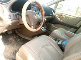 A picture of Lexus 300 for sale Gearbox Ac Nothing to fix Just