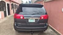 A picture of 2006 Toyota Sienna