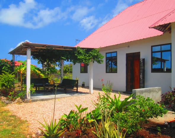 A picture of 2 beds 2 bath House