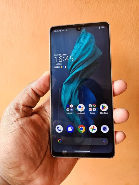 A picture of AQUOS ZERO 6