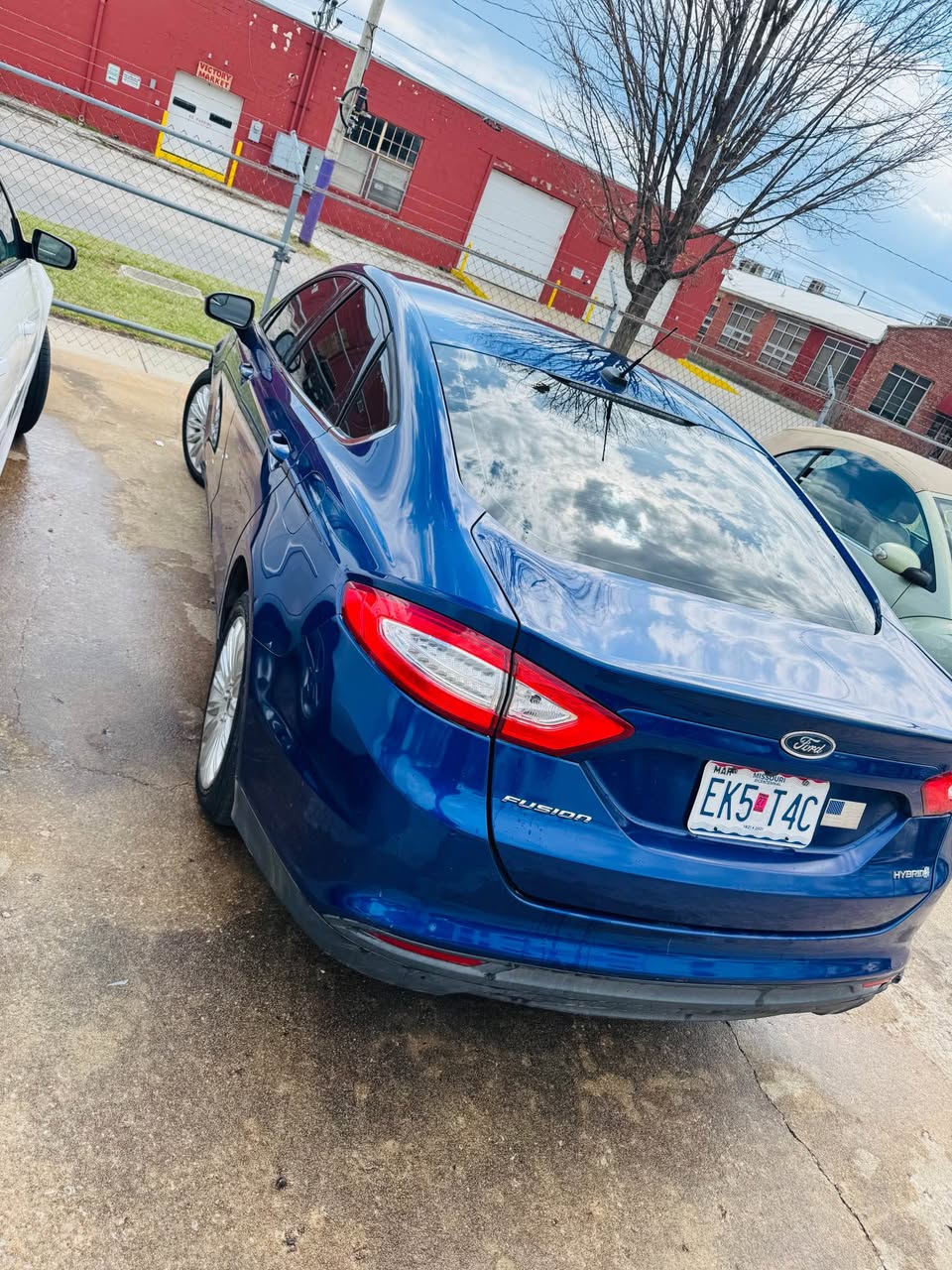 A picture of 2016 Ford fusion plug in hybrid