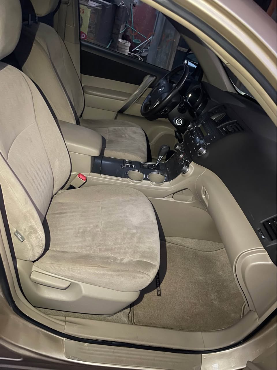 A picture of TOYOTA HIGHLANDER 2008 Foreign Used Recent Entry Accident Free