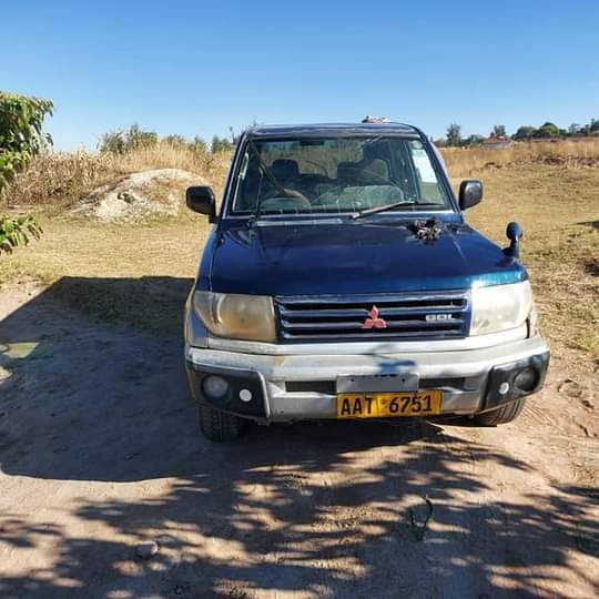 used mitsubishi pajero