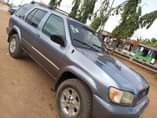 A picture of Nissan Pathfinder Manual Gear