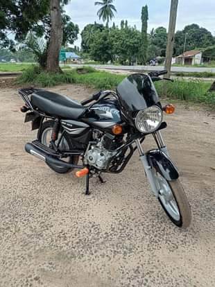 A picture of Boxer 125