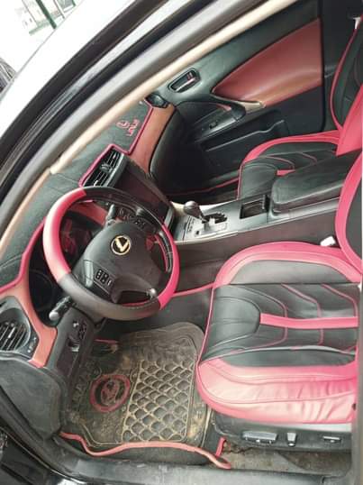 A picture of Lexus 350 2009 10 model Dealer Sale Engine silent Gear