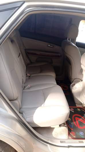 A picture of Neatly used Lexus RX330 Engine very sound Gear select perfectly