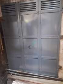 A picture of Metallic doors