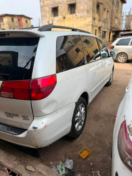 A picture of 2006 Toyota Sienna For sale