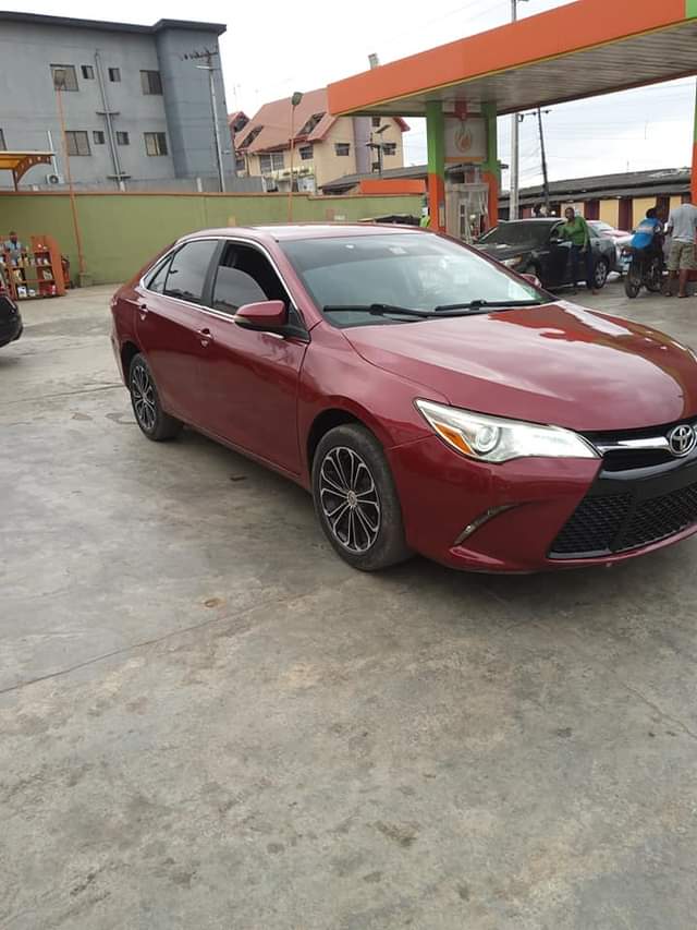 A picture of 2017 toyota camry
