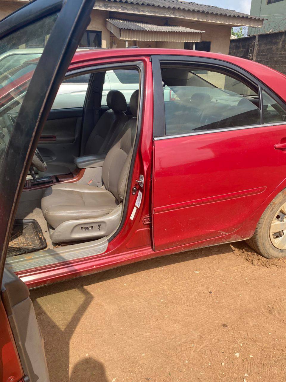 A picture of Toyota camry