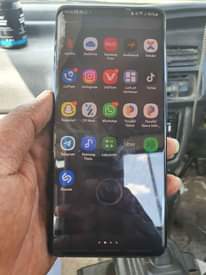 A picture of SAMSUNG S21 ULTRA
