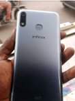 A picture of NIPENI 115 000 TU NIINGIE MUHIMBILI NI INFINIX HOT 8