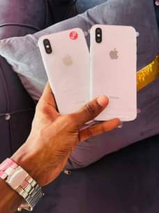 A picture of Iphone X