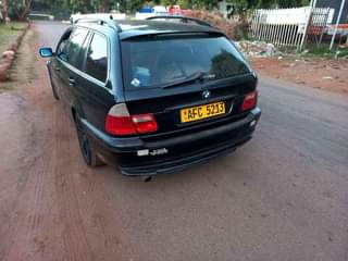 classifieds/cars bmw