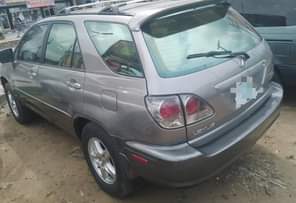 A picture of 2002 Lexus RX 300 FIRST BODY Belgium standard Silent Engine