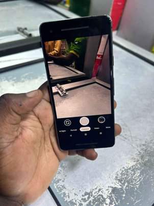A picture of GOOGLE PIXEL 2