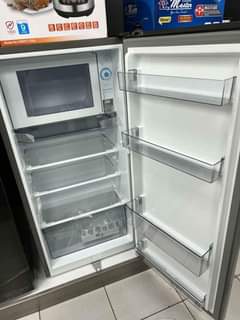 A picture of Hisense Refrigerator 195L best offer