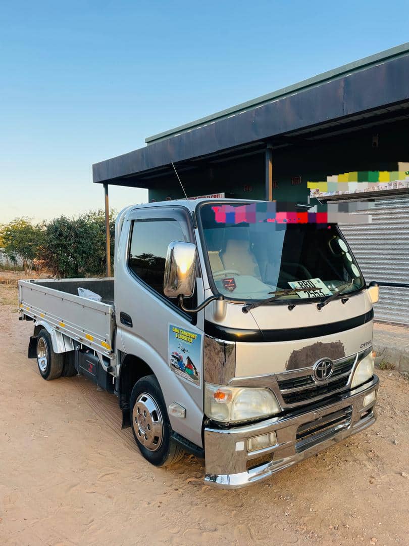toyota dyna