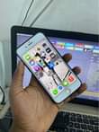 A picture of Iphone 6a
